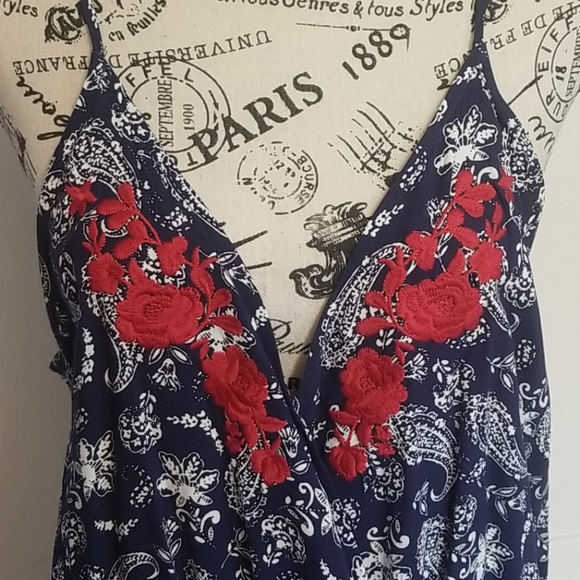 Tank top blouse - Picture 2 of 4